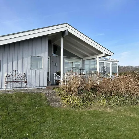 Lovely Summer House With Sea View Casa de Férias *