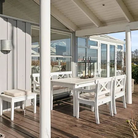 Lovely Summer House With Sea View * Sjolund