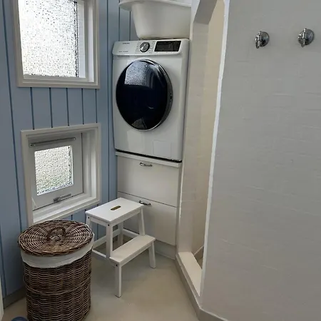 Lovely Summer House With Sea View Holiday home *