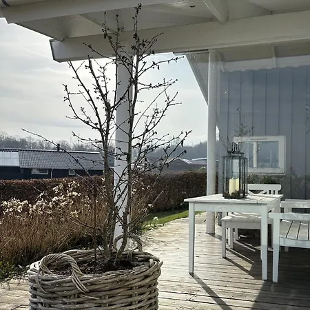 Lovely Summer House With Sea View Sjolund